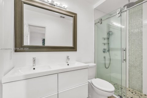 Снять в аренду виллу или дом в Майами-Спрингс, Флорида 3 спальни, 145.76м2, № 2056617 - фото 22