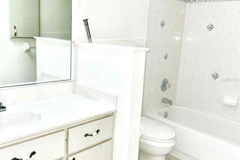 Villa ou maison à vendre à Ocala, Floride: 2 chambres, 121.79 m2 № 1810592 - photo 6