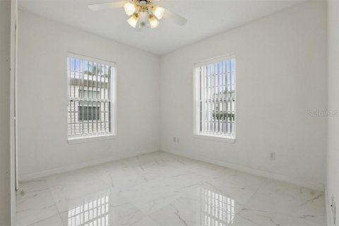 House in Davenport, Florida 3 bedrooms, 120.77 sq.m. № 1650447 - photo 22