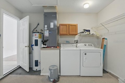 House in Davenport, Florida 3 bedrooms, 120.77 sq.m. № 1650447 - photo 27
