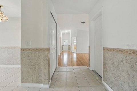 House in Davenport, Florida 3 bedrooms, 120.77 sq.m. № 1650447 - photo 7