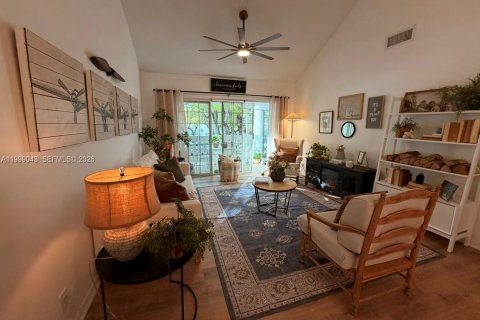 Copropriété à vendre à Miami, Floride: 2 chambres, 112.6 m2 № 2066260 - photo 7