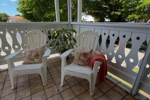 Copropriété à vendre à Miami, Floride: 2 chambres, 112.6 m2 № 2066260 - photo 24