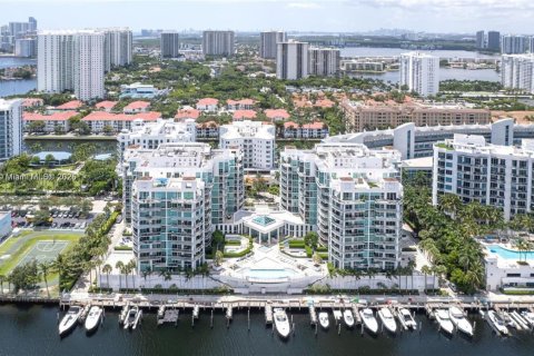 Copropriété à louer à Aventura, Floride: 3 chambres, 168.9 m2 № 1946055 - photo 5