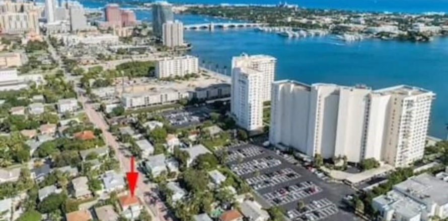 Casa en West Palm Beach, Florida 1 dormitorio, 166.95 m2 № 1182120