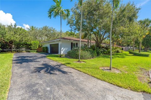Casa en venta en Palmetto Bay, Florida, 3 dormitorios, 183.02 m2 № 1742464 - foto 2