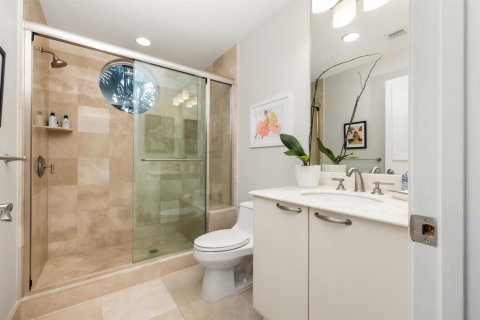 Condo in Deerfield Beach, Florida, 3 bedrooms  № 2077717 - photo 20