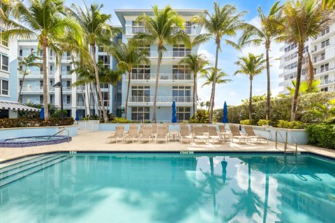 Condo in Deerfield Beach, Florida, 3 bedrooms  № 2077717 - photo 27