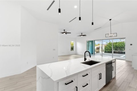 House in Fort Myers, Florida 3 bedrooms № 1875181 - photo 19