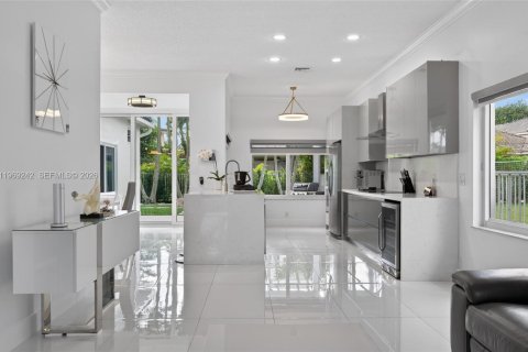 Купить виллу или дом в Уэстон, Флорида 3 спальни, 148.55м2, № 2033425 - фото 15