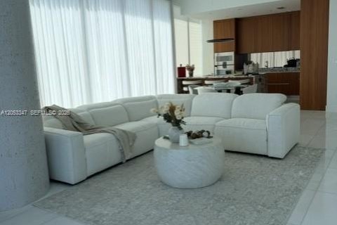 Condo in Miami, Florida, 3 bedrooms  № 2254203 - photo 19