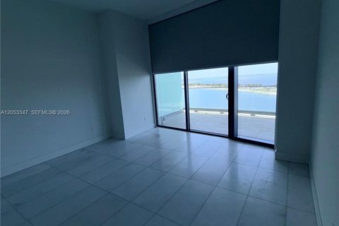 Condo in Miami, Florida, 3 bedrooms  № 2254203 - photo 21