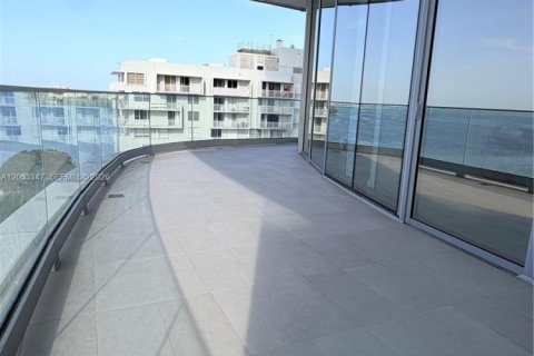 Condo in Miami, Florida, 3 bedrooms  № 2254203 - photo 25