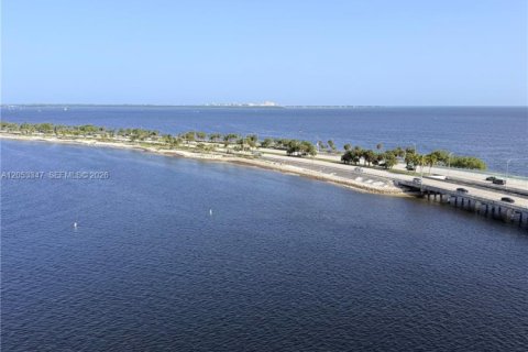 Condo in Miami, Florida, 3 bedrooms  № 2254203 - photo 7