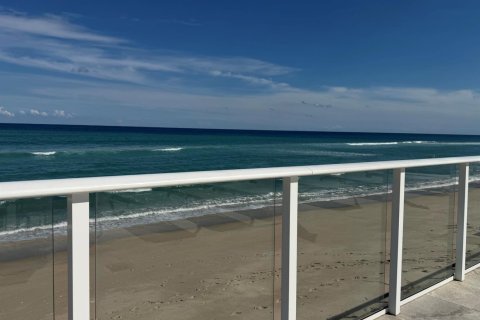 Copropriété à louer à Palm Beach, Floride: 2 chambres, 138.98 m2 № 2417643 - photo 6