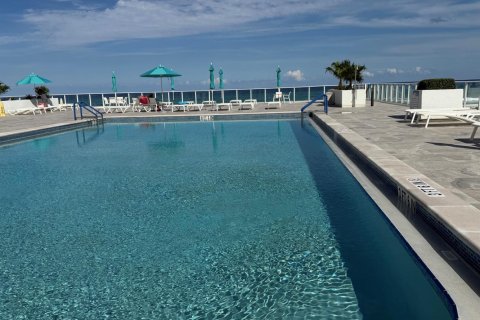 Copropriété à louer à Palm Beach, Floride: 2 chambres, 138.98 m2 № 2417643 - photo 3
