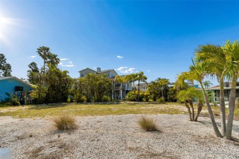 Land in Redington Shores, Florida № 2226787 - photo 16