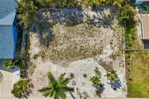 Land in Redington Shores, Florida № 2226787 - photo 2