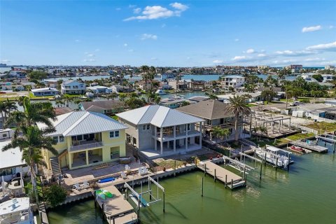 Land in Redington Shores, Florida № 2226787 - photo 11