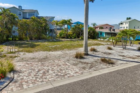 Land in Redington Shores, Florida № 2226787 - photo 3