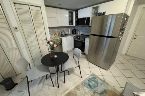 Copropriété à louer à Miami, Floride: 1 chambre, 33.63 m2 № 1922957 - photo 10