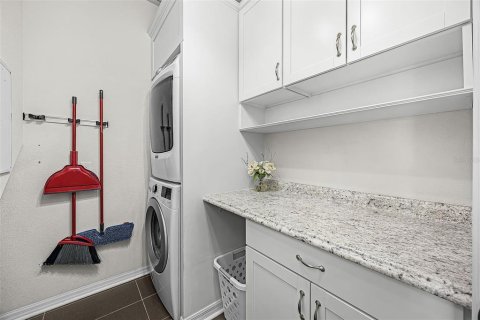 Casa en venta en Bradenton, Florida, 4 dormitorios, 289.67 m2 № 2228484 - foto 24
