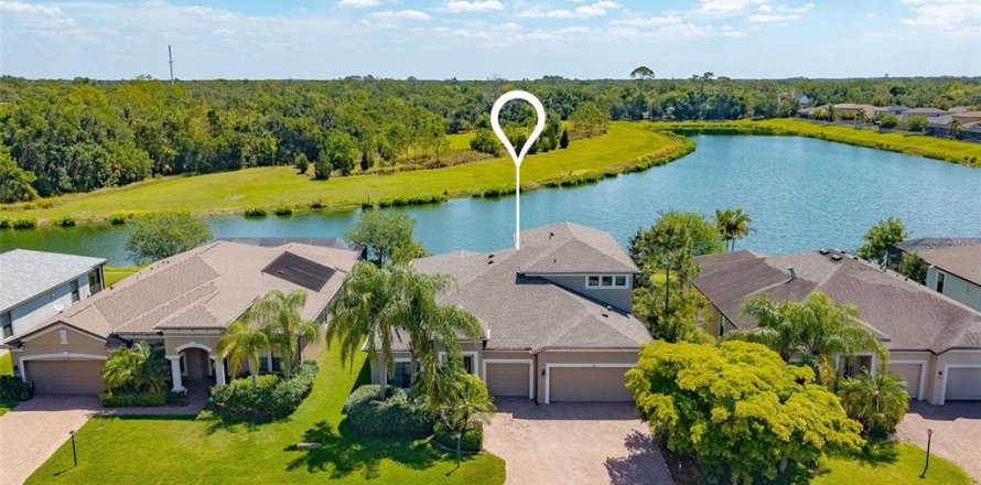 Casa en Bradenton, Florida 4 dormitorios, 289.67 m2 № 2228484