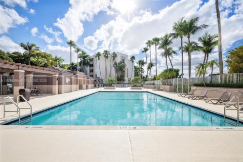 Купить кондоминиум в Дорал, Флорида 3 спальни, 123.56м2, № 1995243 - фото 18