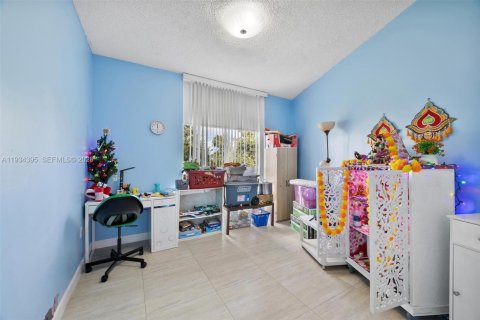 Купить кондоминиум в Дорал, Флорида 3 спальни, 123.56м2, № 1995243 - фото 13