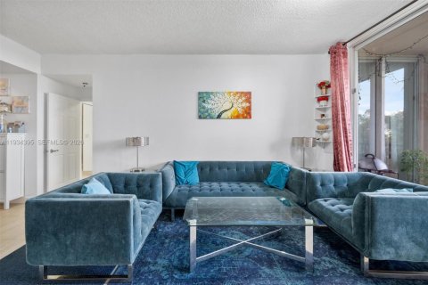 Купить кондоминиум в Дорал, Флорида 3 спальни, 123.56м2, № 1995243 - фото 6