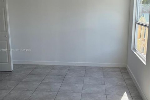 Commercial property in Miami, Florida 1 bedroom, 55.74 sq.m. № 1953118 - photo 10