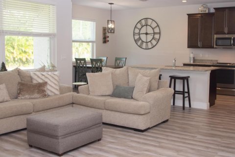 House in West Palm Beach, Florida 3 bedrooms, 154.68 sq.m. № 2086557 - photo 5