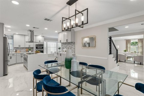 Купить виллу или дом в Уиндермир, Флорида 9 комнат, 259.29м2, № 1826362 - фото 10