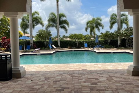 Villa ou maison à louer à Wellington, Floride: 4 chambres, 293.85 m2 № 1221220 - photo 1