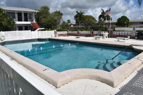 Copropriété à louer à Hallandale Beach, Floride: 1 chambre, 53.42 m2 № 2432283 - photo 3