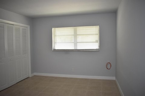 Copropriété à louer à Hallandale Beach, Floride: 1 chambre, 53.42 m2 № 2432283 - photo 8