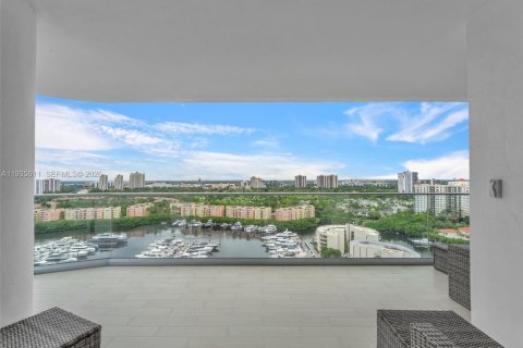 Купить кондоминиум в Авентура, Флорида 2 спальни, 175.31м2, № 2053413 - фото 6