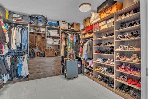 Купить кондоминиум в Авентура, Флорида 2 спальни, 175.31м2, № 2053413 - фото 21