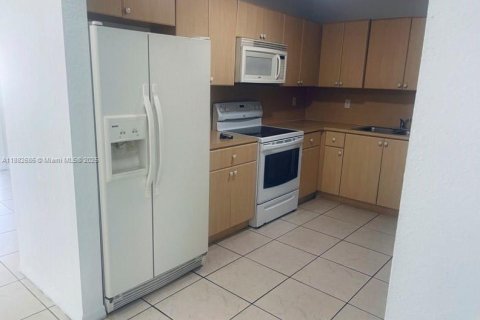 Condo in Doral, Florida, 3 bedrooms  № 2037270 - photo 8