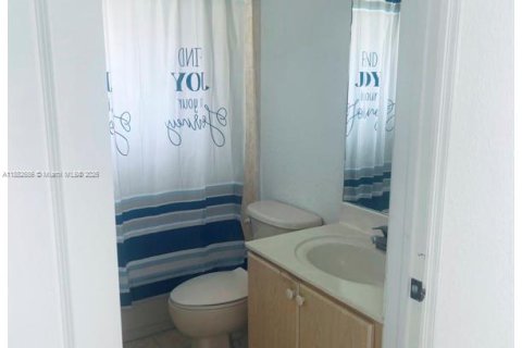Condo in Doral, Florida, 3 bedrooms  № 2037270 - photo 5