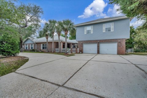 Casa en venta en Pensacola, Florida, 4 dormitorios, 276.38 m2 № 562457 - foto 1