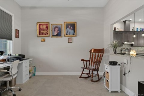 House in Beverly Hills, Florida 5 bedrooms, 400.32 sq.m. № 2166568 - photo 10