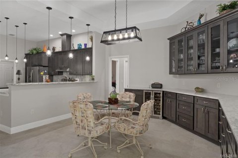 House in Beverly Hills, Florida 5 bedrooms, 400.32 sq.m. № 2166568 - photo 19