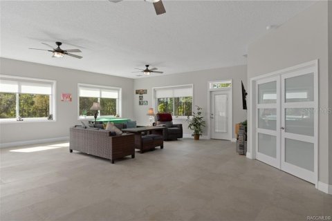 House in Beverly Hills, Florida 5 bedrooms, 400.32 sq.m. № 2166568 - photo 22