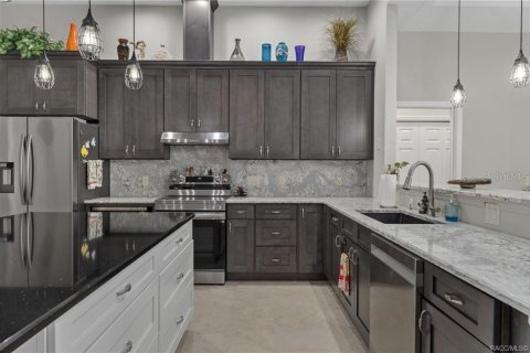 House in Beverly Hills, Florida 5 bedrooms, 400.32 sq.m. № 2166568 - photo 16