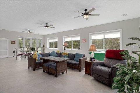 House in Beverly Hills, Florida 5 bedrooms, 400.32 sq.m. № 2166568 - photo 24