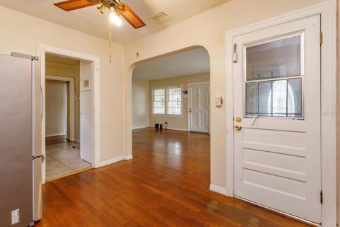 House in Saint Petersburg, Florida 2 bedrooms, 82.59 sq.m. № 1906282 - photo 5