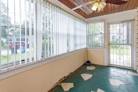 House in Saint Petersburg, Florida 2 bedrooms, 82.59 sq.m. № 1906282 - photo 4