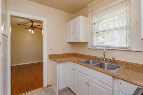 House in Saint Petersburg, Florida 2 bedrooms, 82.59 sq.m. № 1906282 - photo 13
