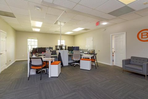 Propiedad comercial en alquiler en Orlando, Florida № 1880452 - foto 8